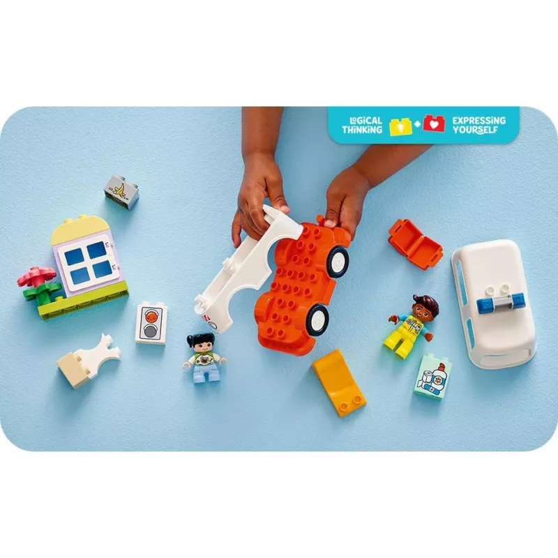 LEGO DUPLO 10447 Sanitka s vodičom