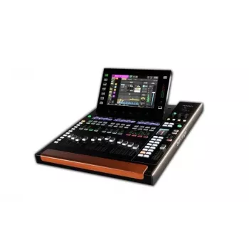 Digitálny mixér Behringer WING COMPACT 16-kanálový 24-bit