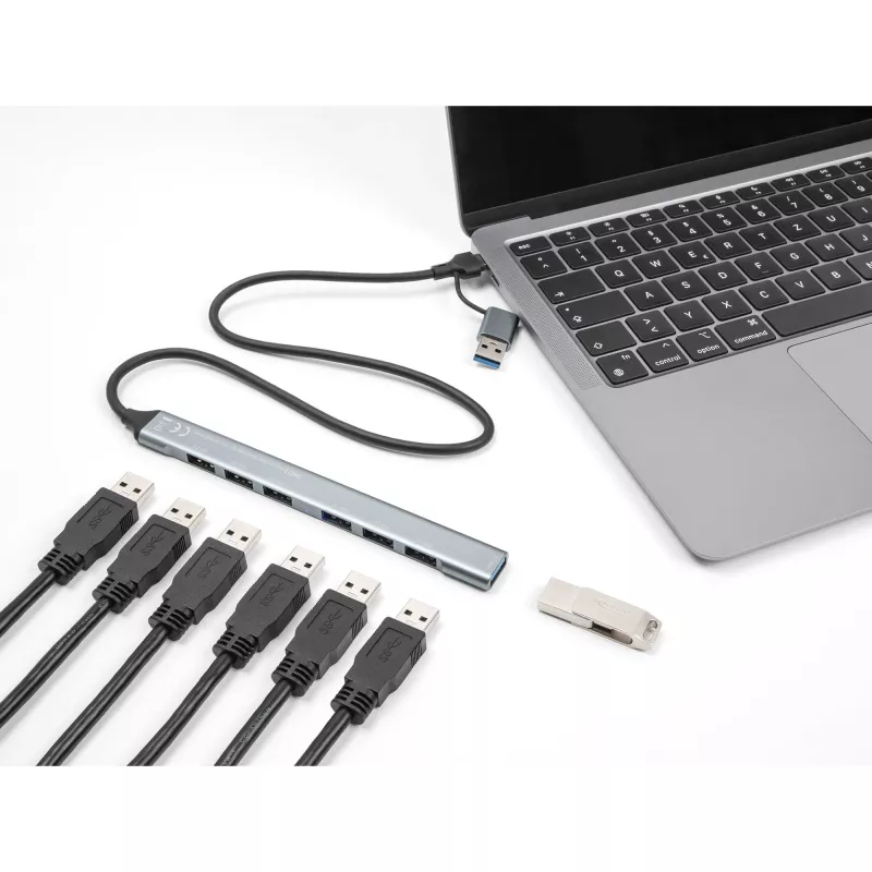 Delock 64273 tenký 7-portový rozbočovač USB, USB Type-C alebo Type-A na 1x USB 5 Gb/s Type-A + 6x USB 2.0 Type-A