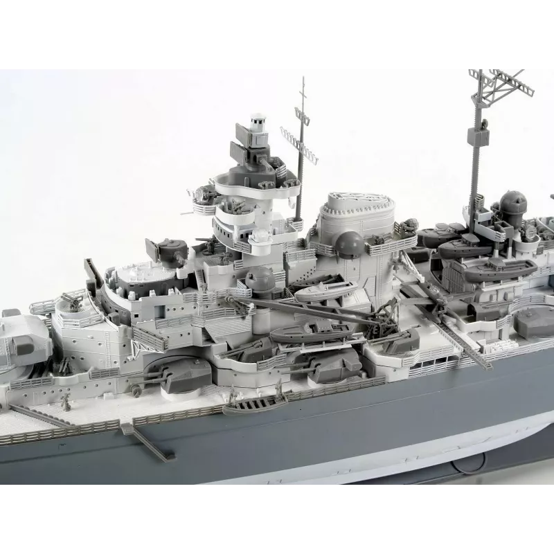 Plastový model lode REVELL Tirpitz mierka 1:350