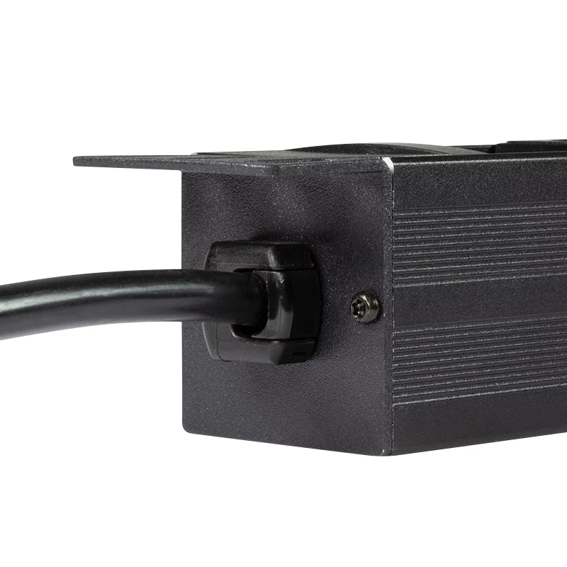 LogiLink – rozvod napájania (do racku) – 3500 Watt – vstup CEE 7/7 – výstupné konektory: 8 (2 x USB, 8 x CEE 7/7) – 1U – 4