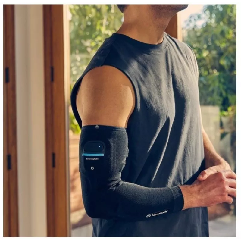 Therabody RecoveryPulse kompresný návlek na ruku, čierna