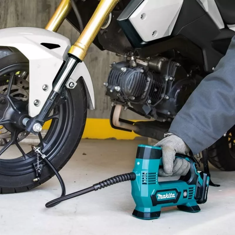 Makita MP100DZ vzduchový kompresor batéria