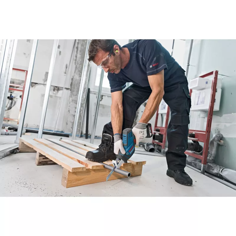 Bosch GSA 18 V-LI C Professional akumulátorová chvostová píla, solo