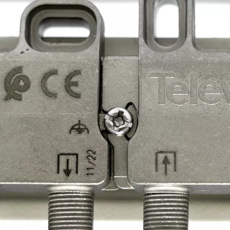Rozbočovač Televes 6-cestný VT612FZ 5–1218 MHz 12 dB