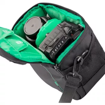 Taška cez rameno Rivacase 7420 čierna kompatibilita so SLR