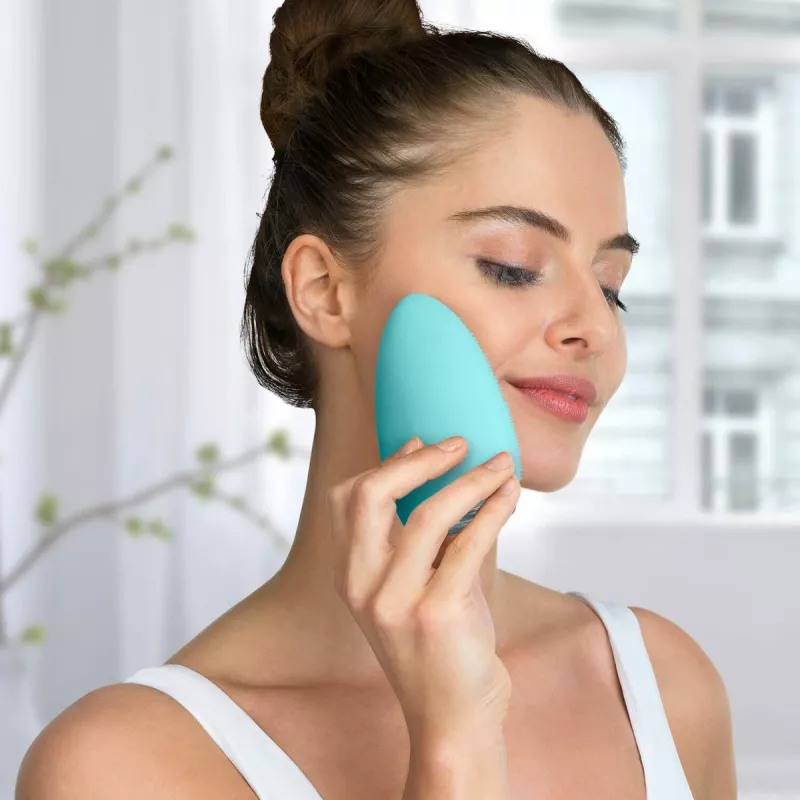 Zariadenie na čistenie tváre Silk'n Bright modrá šírka 70mm výška 110mm