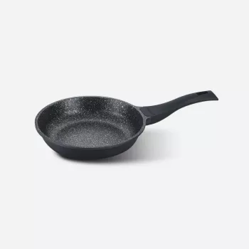 Panvica Pensofal Saxum 28 cm nepriľnavá, vhodná na indukciu