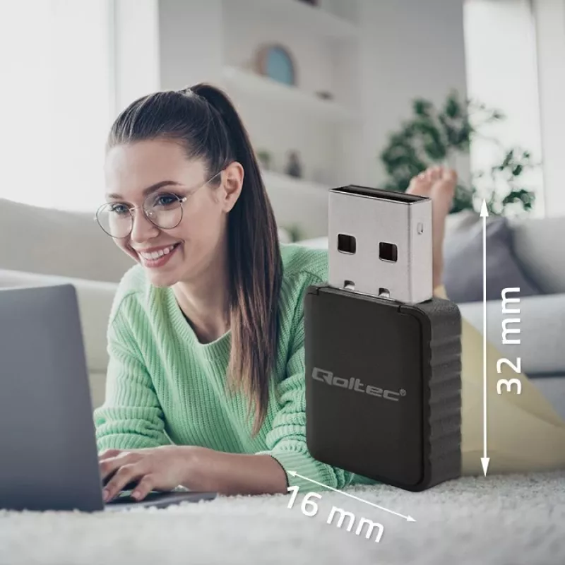 Bezdrôtový USB adaptér QOLTEC 56988 Dual Band 1300Mbps USB 3.0