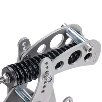 Sim Pedals Ultimate+ Clutch od Heusinkveld HE-SPU1SC — samostatný load-cell spojkový pedál