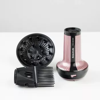 Fén na vlasy Taurus Fēns 900400000 — 2200 W, 3 rýchlosti, 3 teploty, difúzor a koncentrátor, čierny