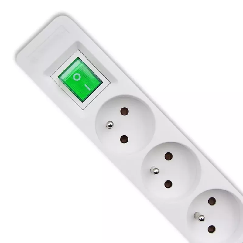 Qoltec 50290 rozbočovač 1,8 m 5 AC zásuviek interiér biely