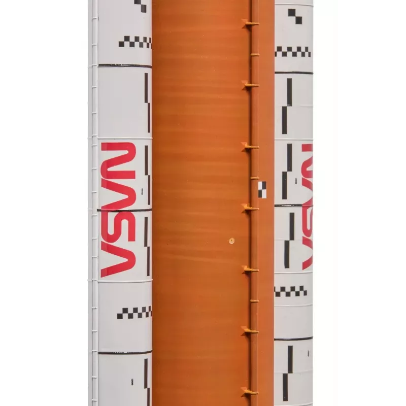 Plastový model Artemis Space Launch System