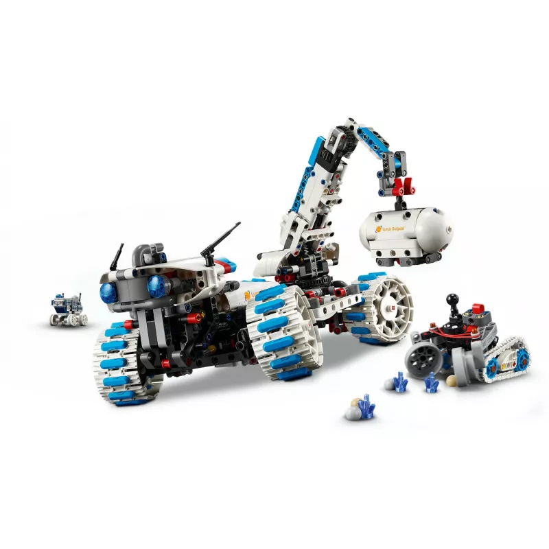 LEGO Technic 42211 Lunar Outpost mesačný rover, stavebnica, 1082 dielikov, 10+