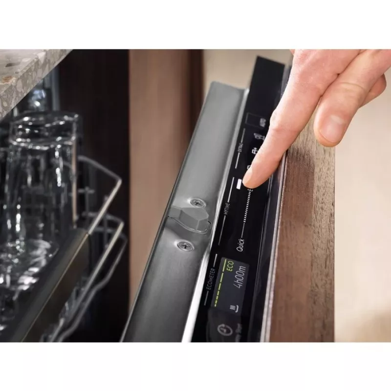 Vstavaná umývačka riadu Electrolux EEM43200L, úzka 45 cm, 10 súprav riadu, 44 dB, 8 programov
