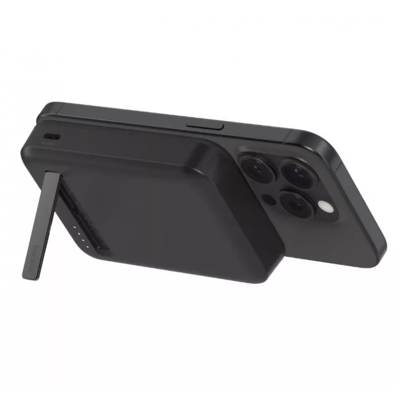 Belkin BoostCharge Pro 8000 mAh bezdrôtové nabíjanie čierna