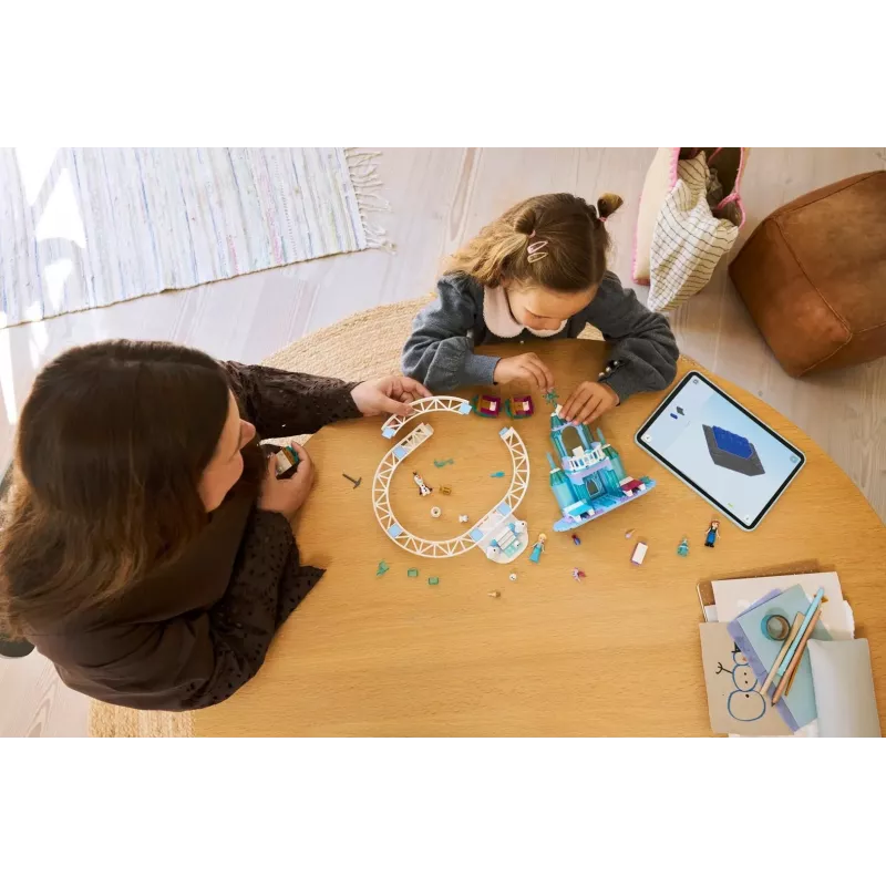 LEGO DISNEY 43281 Elsine ľadové zámok a snežné dobrodružstvo