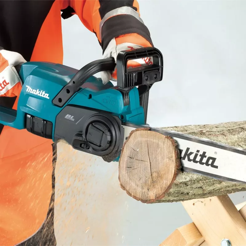 Makita DUC357 modrá