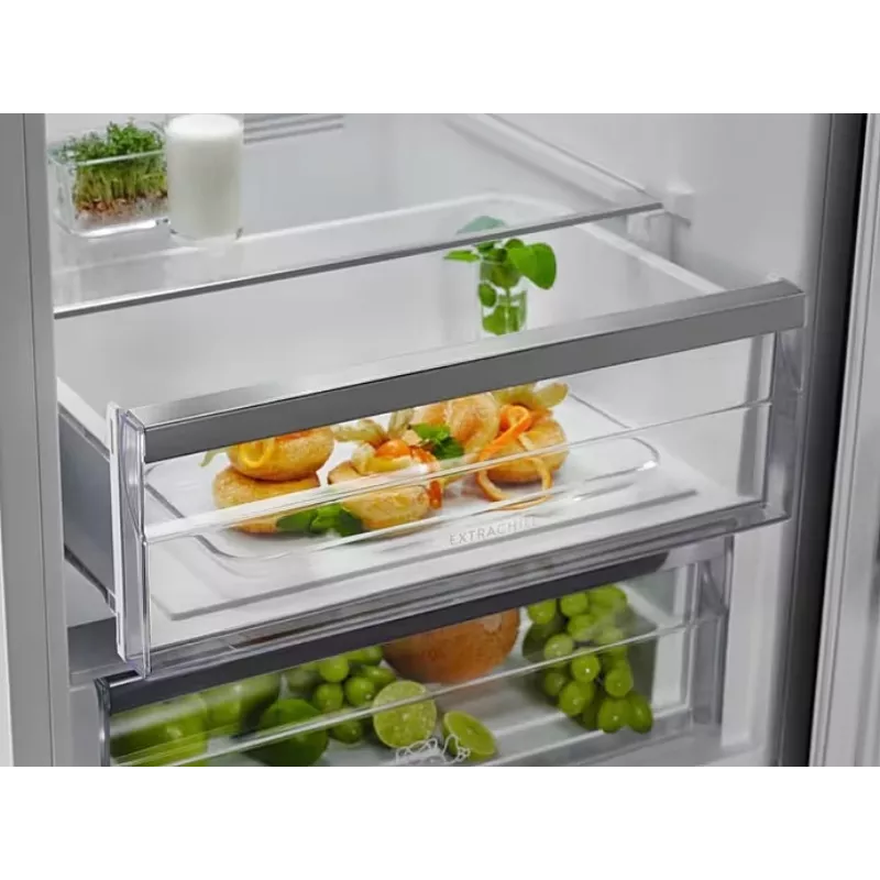 Chladnička s mrazničkou ELECTROLUX LNT7ME36G2