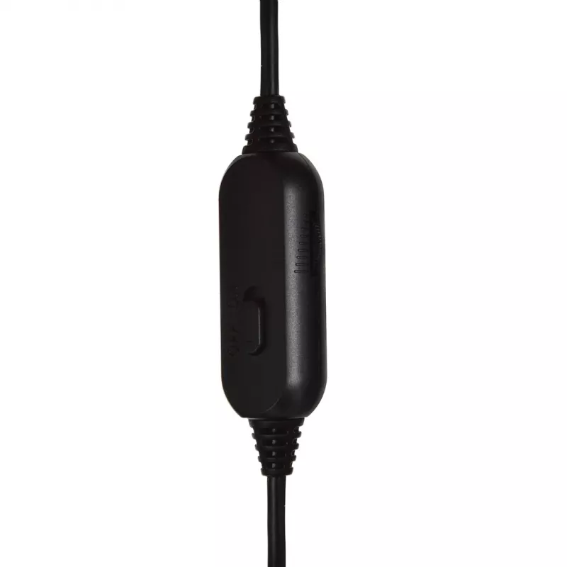 Behringer HPM1100 - uzavreté slúchadlá s mikrofónom a USB konektorom