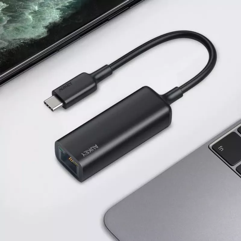 Ethernet adaptér Aukey CB-A30 USB‑C na Gigabit RJ45 10/100/1000 Mbps, USB 3.0, hliník, LED indikátory