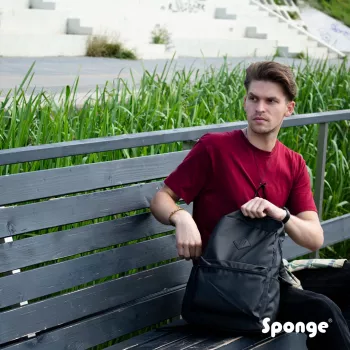 Batoh Sponge Street 15,4 palca čierny — Sponge batoh na notebook pre 15,4-palcové zariadenia