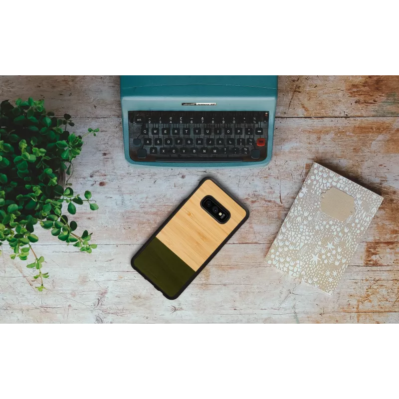 Puzdro na mobil man and wood SmartPhone pre Galaxy S10e Bamboo Forest čierna