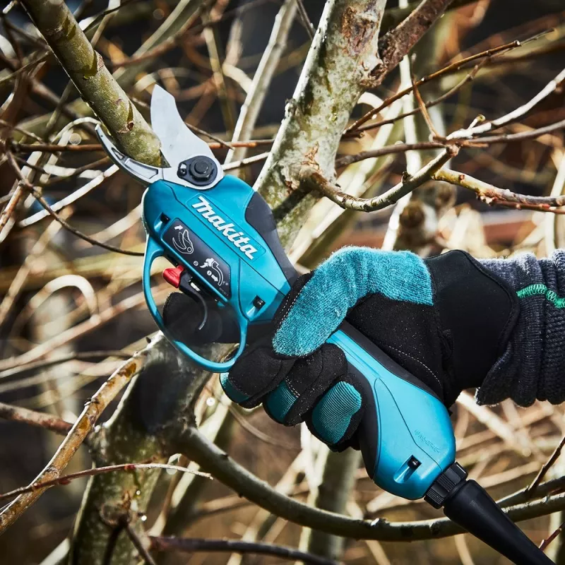 Makita DUP362Z LXT akumulátorové nožnice na konáre