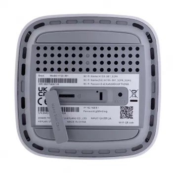 Huawei 5G CPE 5 interiérový router - router - 3 Gbps