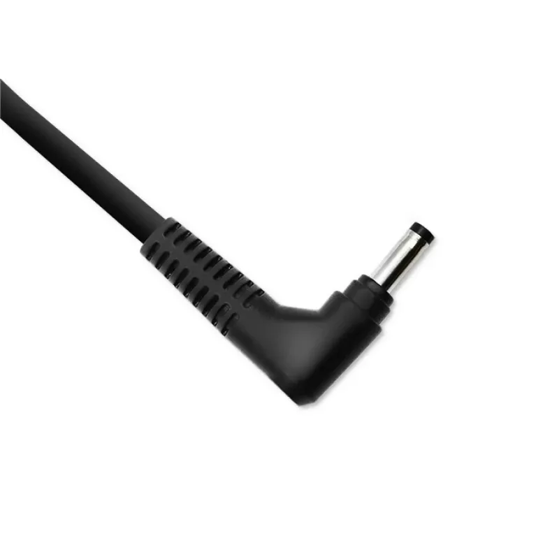 Qoltec 51745 napájací zdroj/invertor interiérový 65 W čierny