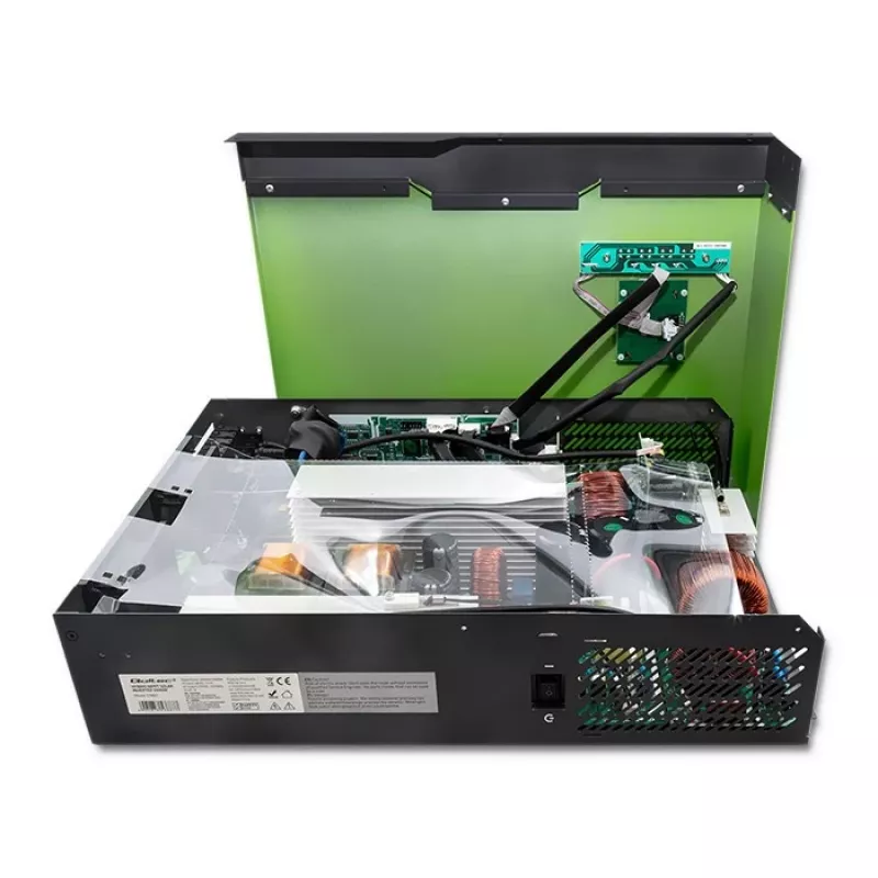 Off-grid menič Qoltec 53887 solárny menič 10 kVA Lithium Polymer čierna