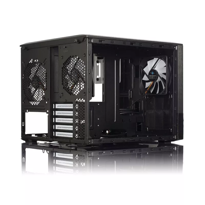 Fractal Design Node 804 Cube čierna