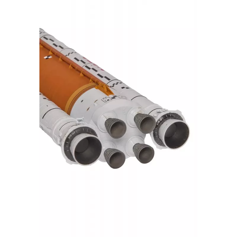 Plastový model Artemis Space Launch System