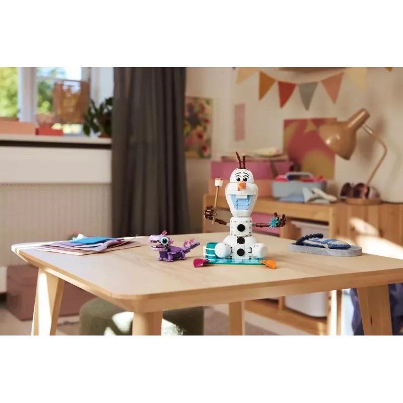 LEGO DISNEY 43287 Olaf a Bruni pikniková zábava