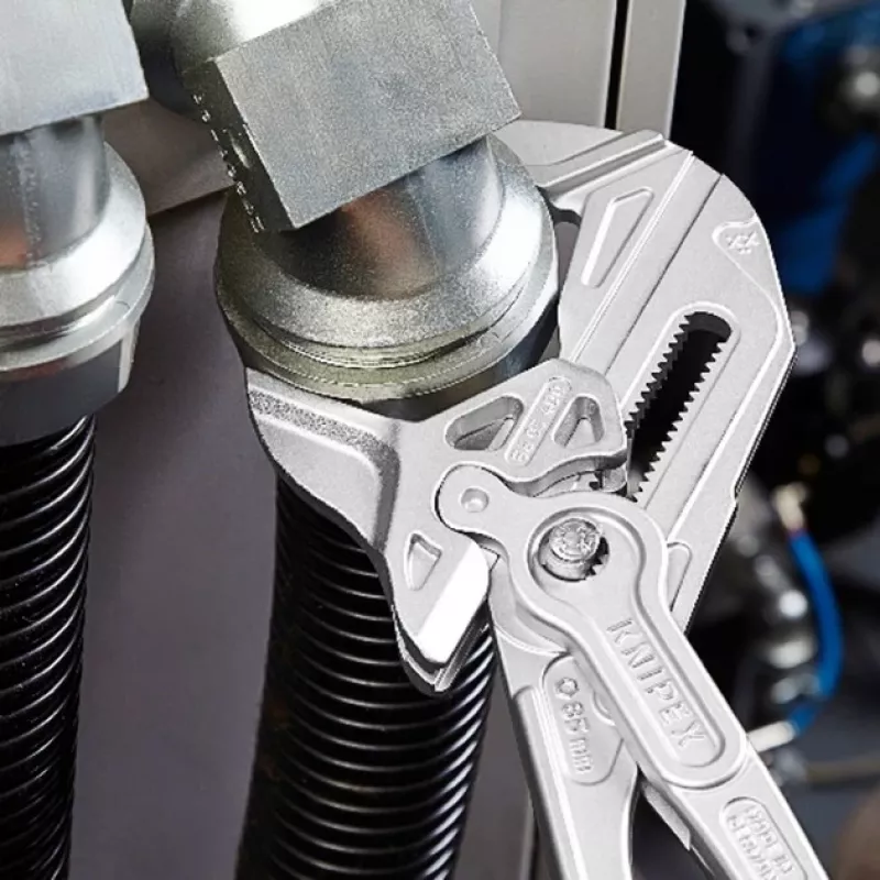Kliešte na vodovodné potrubie Knipex 86 03 400