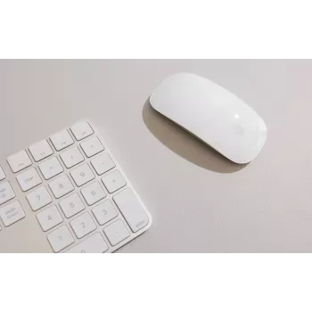 Twelve South DeskPad - podložka na stôl z vegánskej kože