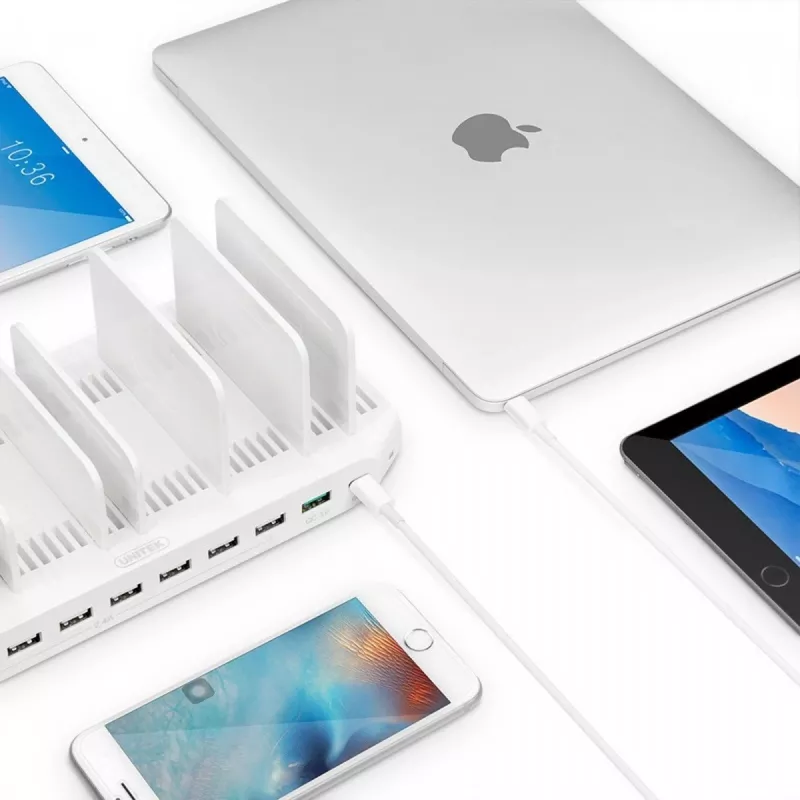 Nabíjacia stanica Unitek Y-2190A — 10 USB portov (8×USB2.0 + 2×USB3.2 Gen1), bezdrôtové nabíjanie, 96 W celkový výkon