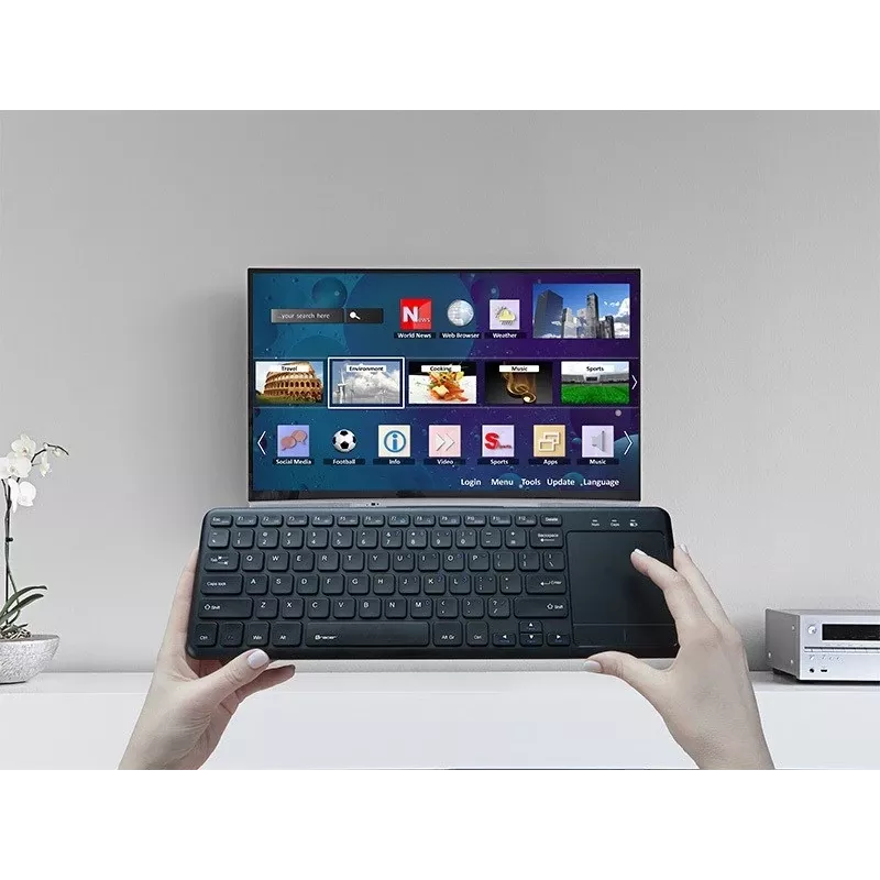 Bezdrôtová klávesnica RF TRACER TRAKLA46367 — plná veľkosť, membránová, touchpad, 2,4 GHz, čierna