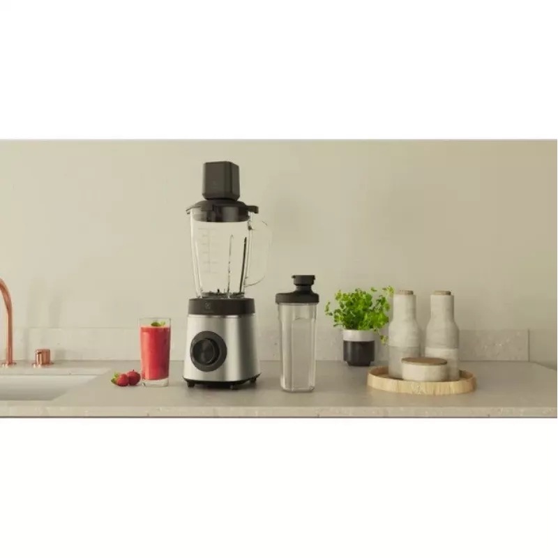 ELECTROLUX E6VB1-8 mixér