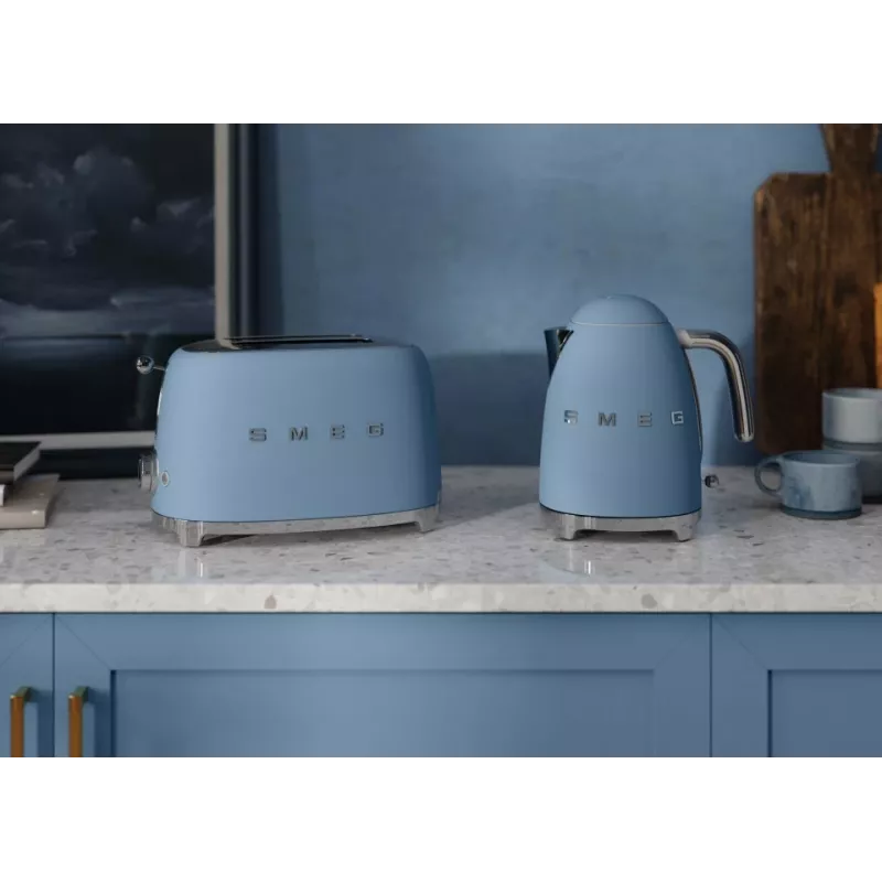 Smeg KLF03SBMEU kanvica 1,7 l 2400 W modrá