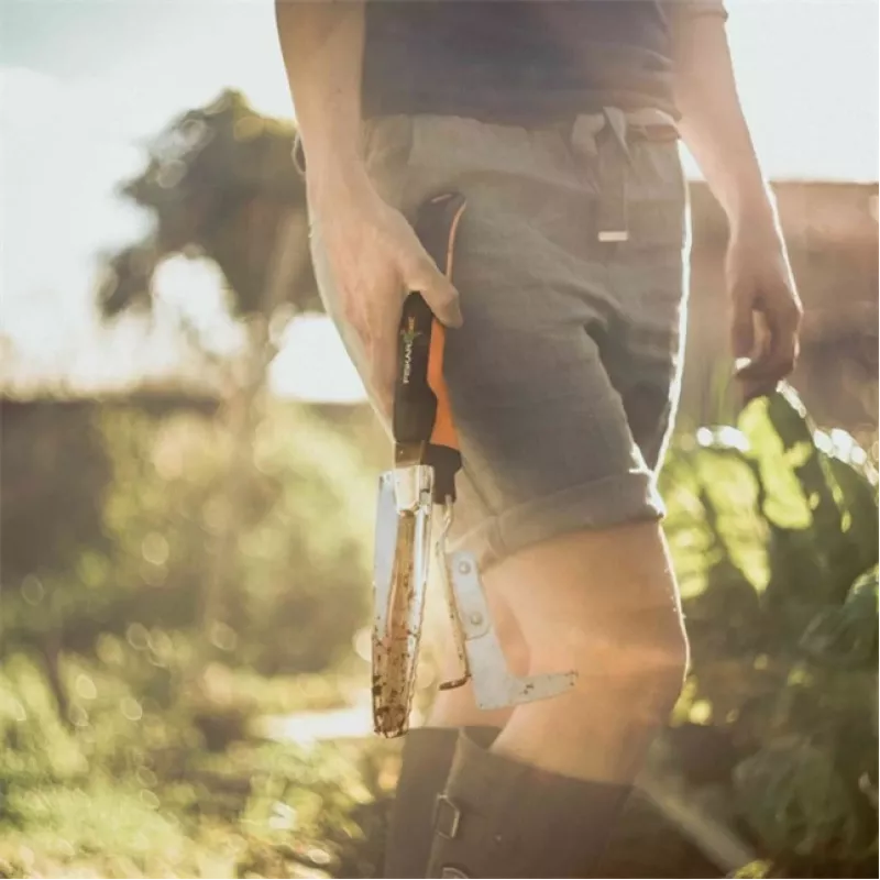 Fiskars 1027045 čierna