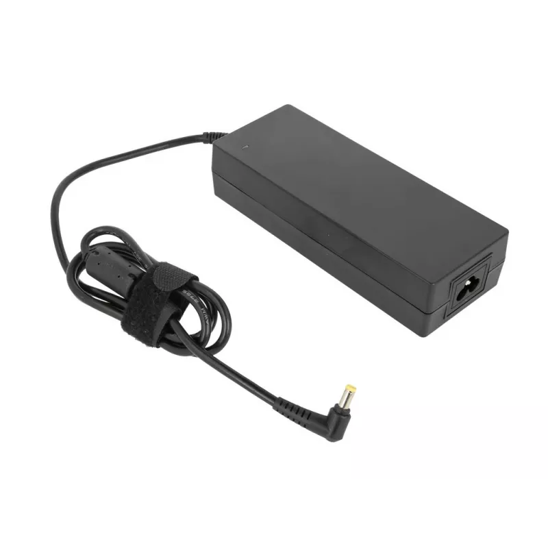 Napájací zdroj MITSU 19V 7,1A 135W pre notebooky a kompatibilné zariadenia