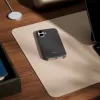 Apple Beats puzdro pre iPhone 17 s MagSafe a ovládaním kamery — granitová sivá