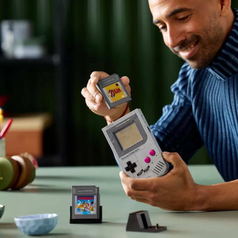 LEGO Retro dizajn stavebnica Game Boy 72046 – detailná replika modelu, stojan na vystavenie