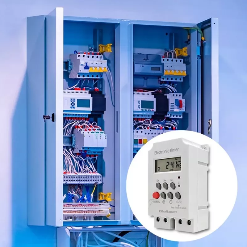 Elektronický časový spínač na DIN lištu QOLTEC PC0629 — napájanie 24V, výstup 16A