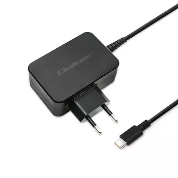 Mobilná nabíjačka QOLTEC 51024 – univerzálna AC interiérová nabíjačka, 65 W PD, 20 V/3,25 A, 1,2 m kábel, čierna