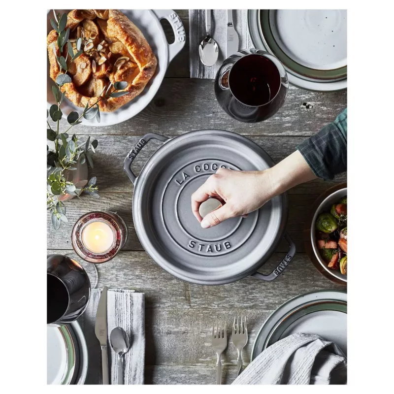 Staub Cocotte 3,8 L okrúhla liatinová zapekacia forma