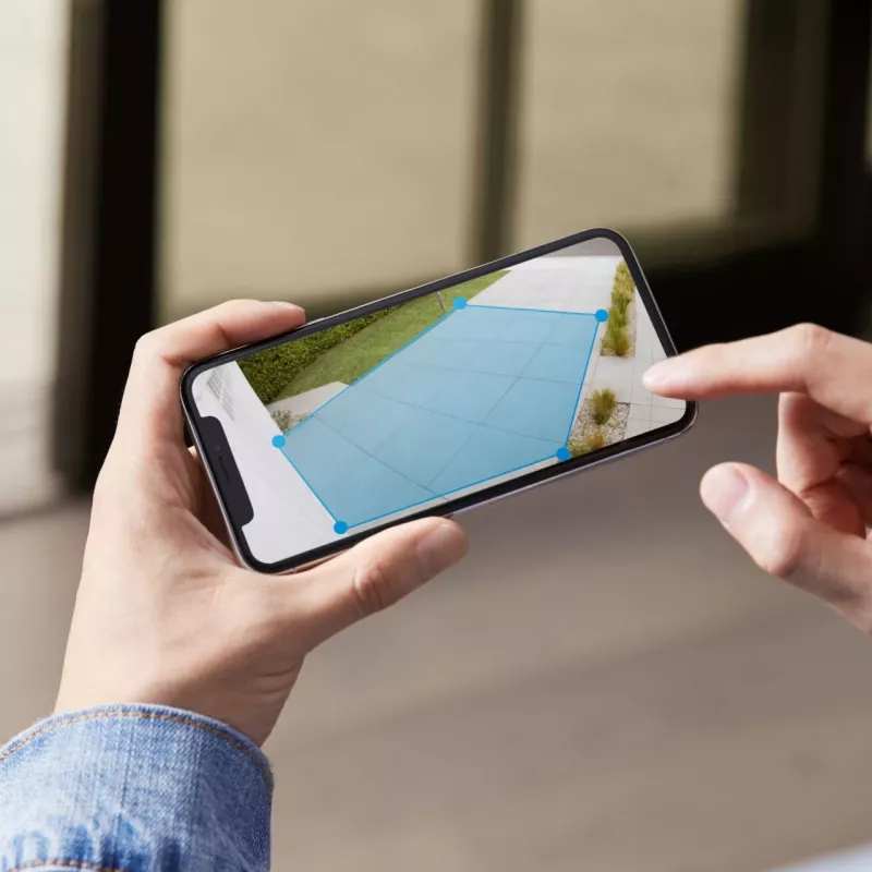 Ring Spotlight Cam Plus Battery – IP bezpečnostná kamera – exteriér – bezdrôtová – montáž na strop/stenu – čierna – box