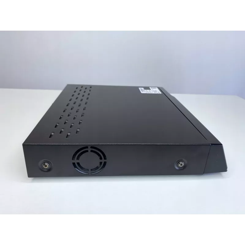 Sieťový videorekordér Reolink PN01-4 PoE, 4-kanálový NVR, H.264, PoE, HDMI, VGA, max. 6 TB