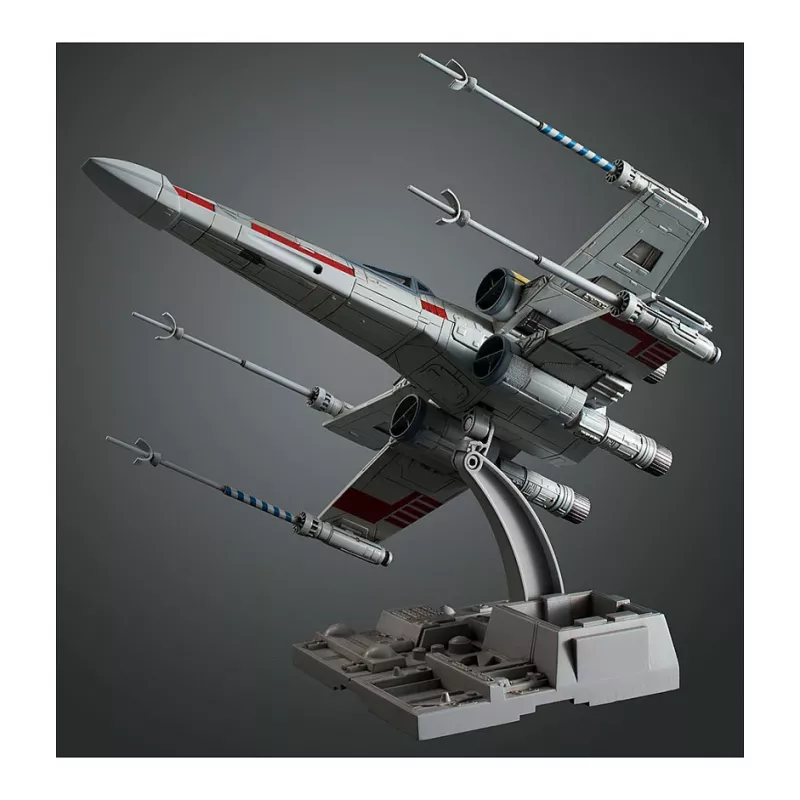 Modelová stavebnica Revell „Shuttle“ v mierke 1:72 — X-Wing Starfighter, dĺžka 100 mm